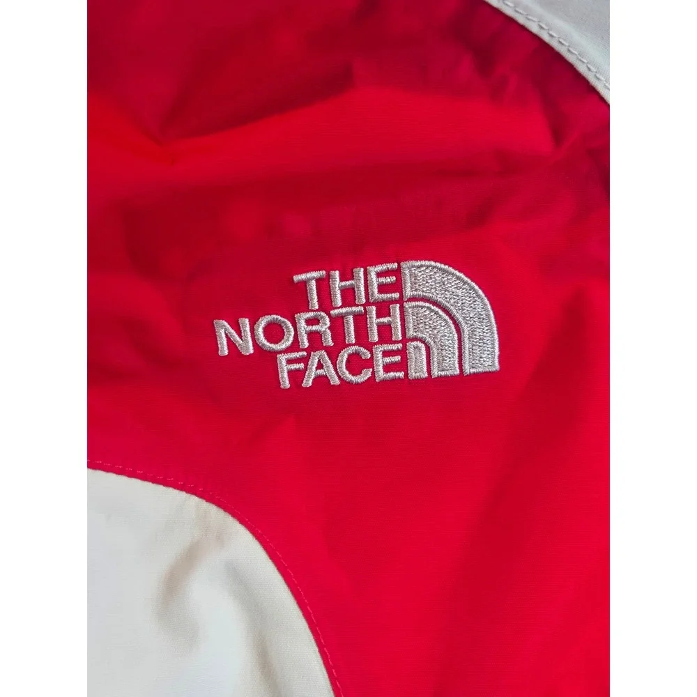 The North Face HyVent Jacket Mens Medium Cream Red Black Colorblock Ski Shell